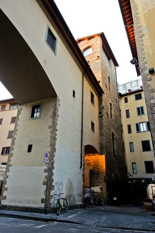 Ponte Vecchio Tower Apartman Firenze Kültér fotó