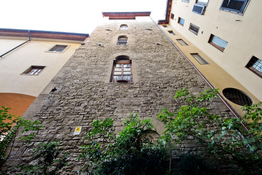 Ponte Vecchio Tower Apartman Firenze Kültér fotó