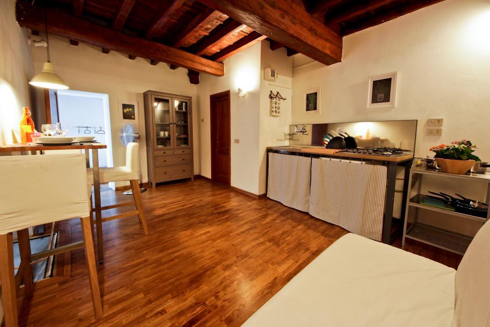 Ponte Vecchio Tower Apartman Firenze Kültér fotó